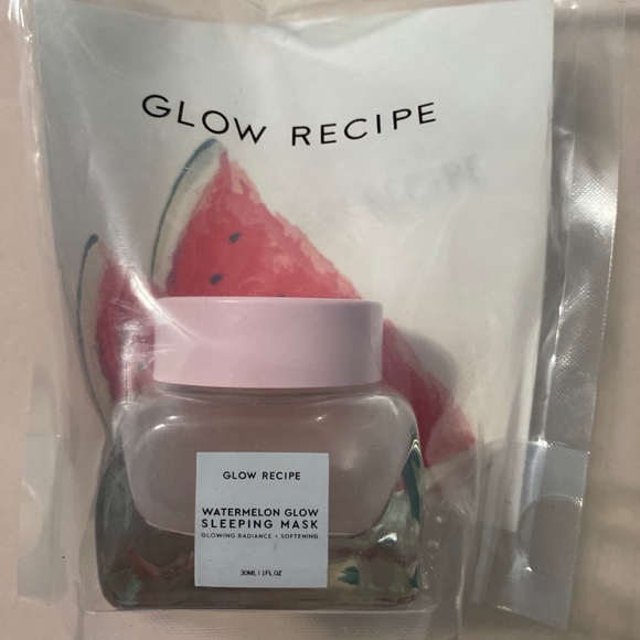 Watermelon glow sleeping mask - Picture 2 of 4
